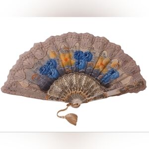 VINTAGE HAND PAINTED SPANISH ABANICO FLORAL HAND FAN 💛💙
